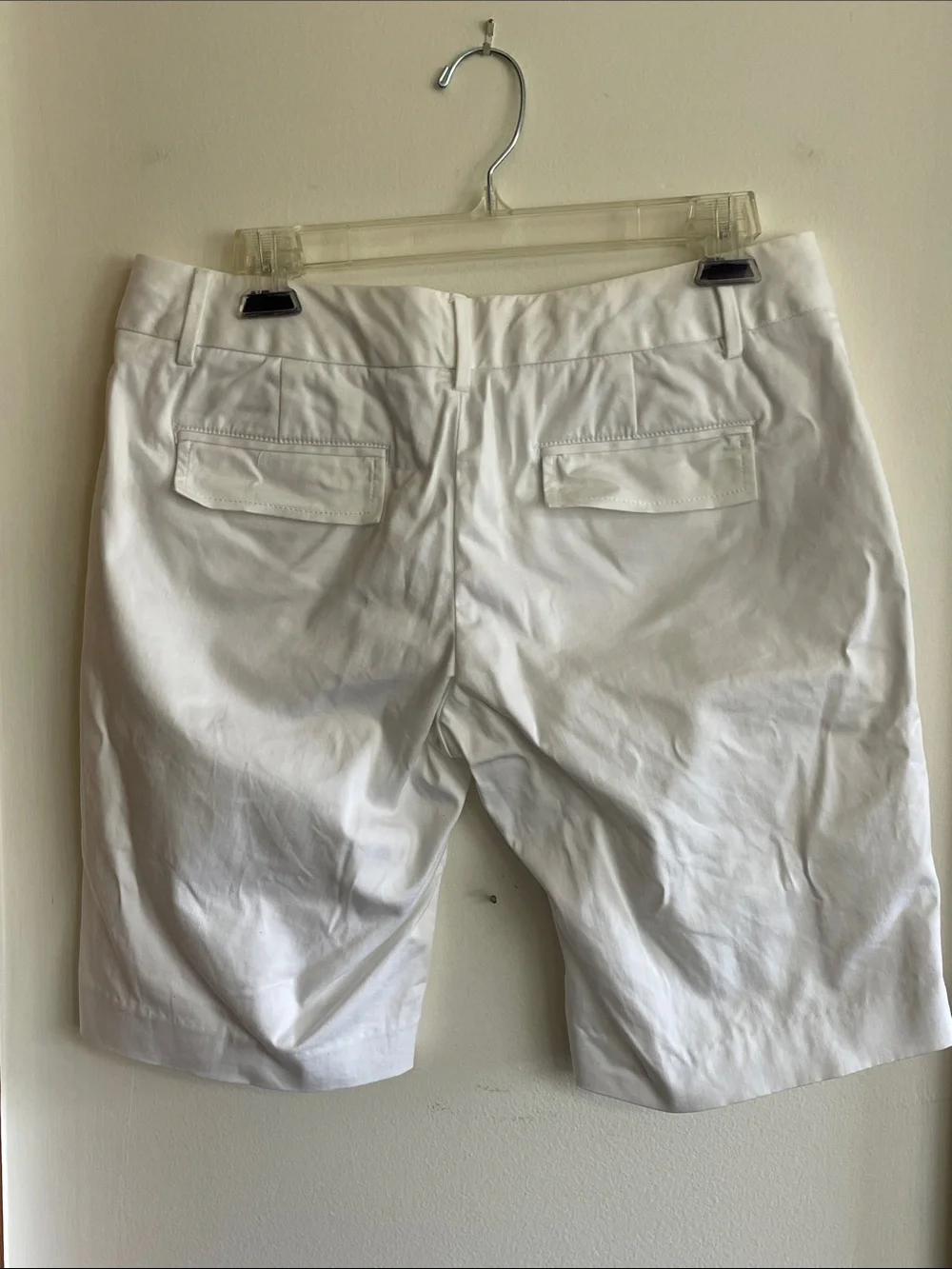 BANANA REPUBLIC Martin Fit White Bermuda Shorts with Back Flap Pockets 8